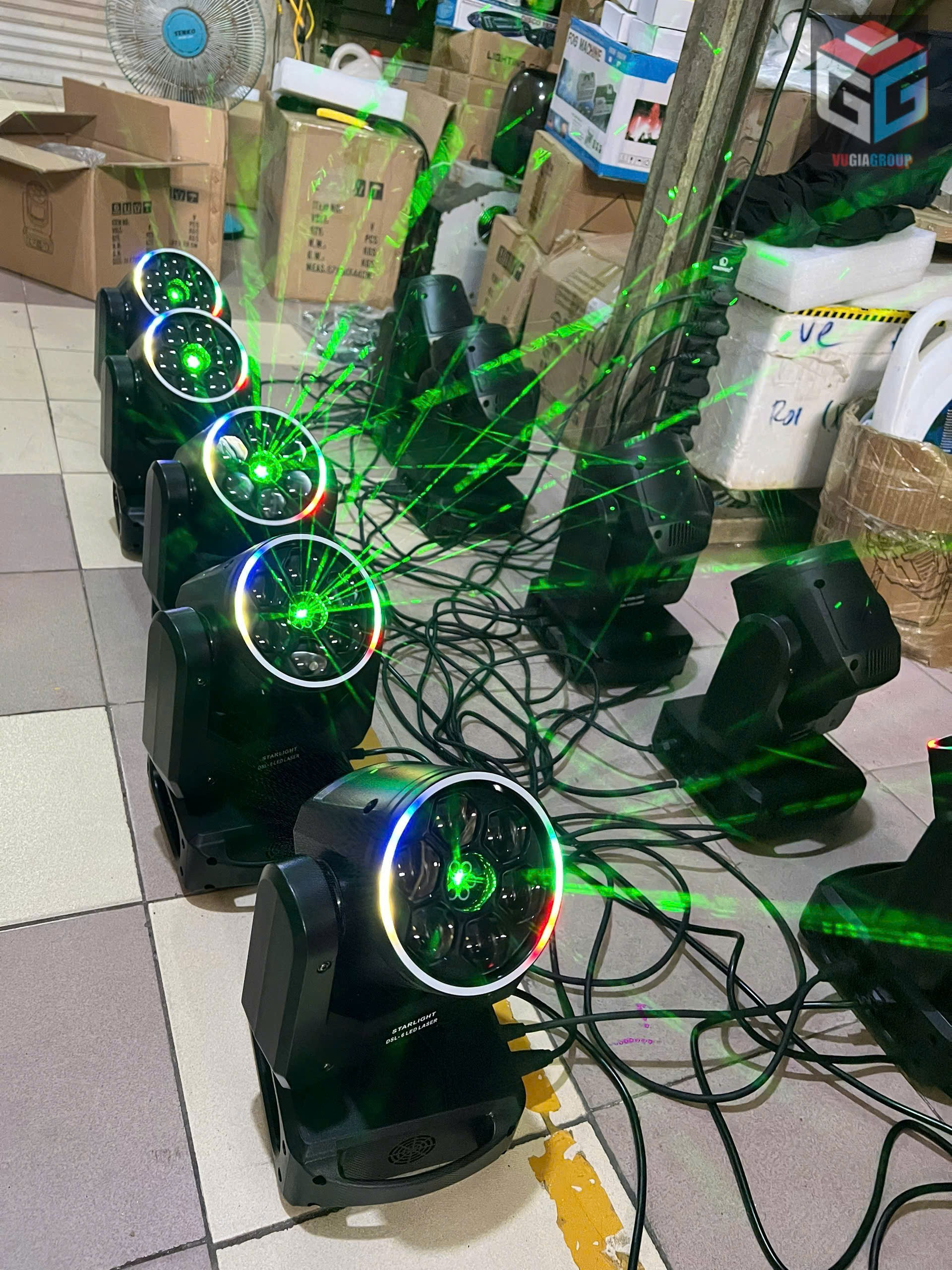 Đèn Moving Head LED 6 mắt