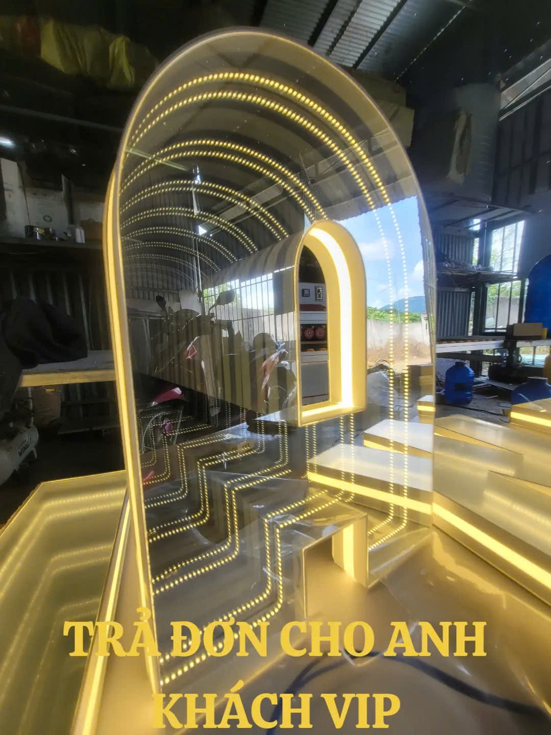 Mẫu thiết kế đèn LED vô cực thực tế 